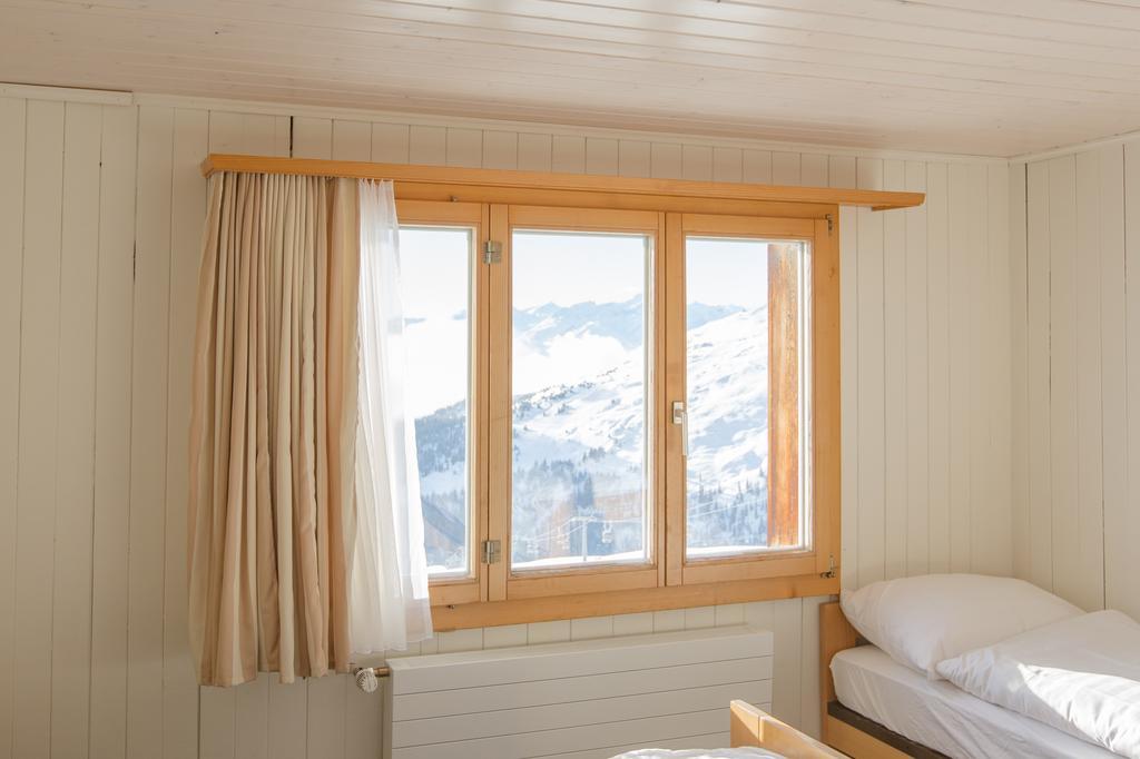 Berghaus Nagens Hostel Flims Ngoại thất bức ảnh
