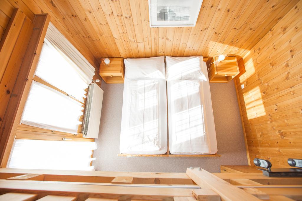 Berghaus Nagens Hostel Flims Ngoại thất bức ảnh